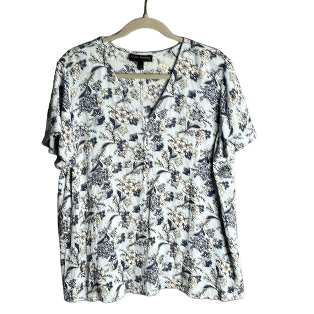 Lane Bryant Blue Floral V Neck Blouse With Short Flutter Sleeves 14